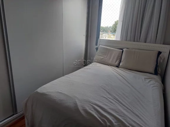 Imagem Apartamento com 50 metros quadrados, dois dormitórios com móveis sob medida sendo um deles com esc...