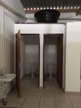 Imagem Excelente barracão comercial, na principal rua comercial do centro, muito bem localizado, próximo ...