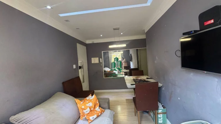 Imagem Apartamento com 2 dormitórios à venda, 52 m² por R$ 290.000,00 - São João - Guarulhos/SP