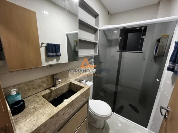 Imagem Adriano Carpes Imóveis vende apartamento semimobiliado com 2 dormitórios sendo 1 suíte e sacada com churrasqueira na praia de Gravatá na cidade de Navegantes