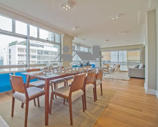 Imagem Higienopolis, Apartamento reformado, 3 dormts 2 suites,com 210 m2