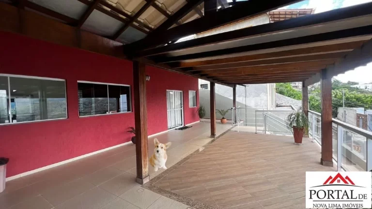Imagem Casa nova para locação em rua planta de transito local e vista para Mata do Jambreiro.