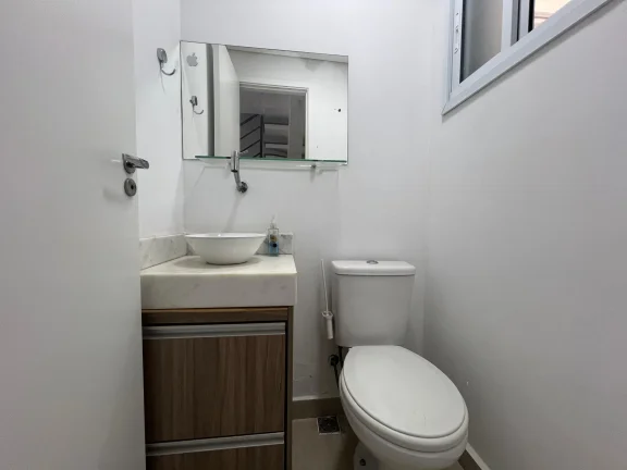 Imagem Sobrado Lindo com 02 Dormitórios no Condomínio Villagio Caprese! Localizado somente a 10 minutos do Shopping Iguatemi Esplanada!