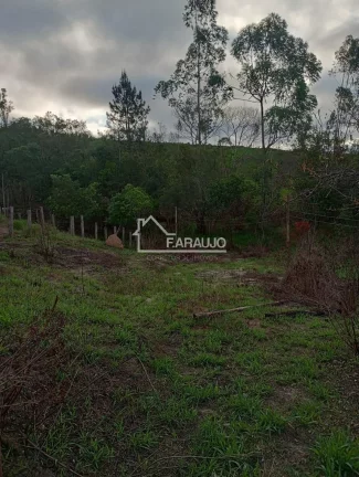 Imagem Sítio à venda em São Miguel Arcanjo com 5303m² 3 quartos, 5 vagas