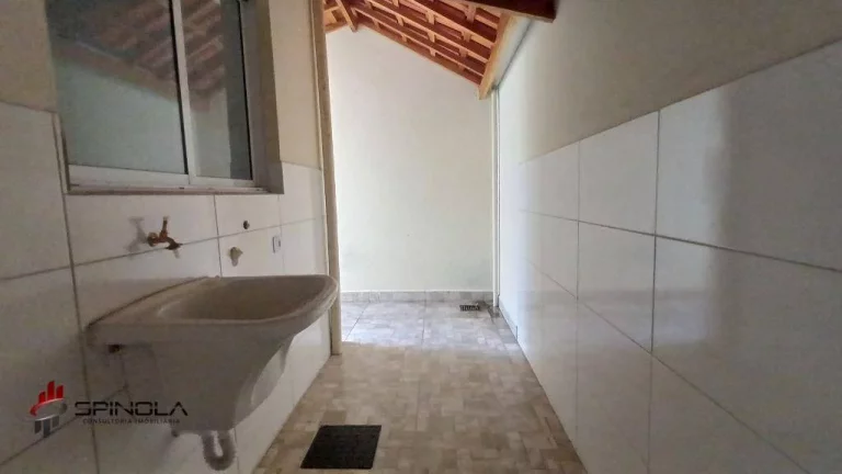 Imagem Sobrado com 2 dormitórios à venda, 65 m² por R$ 320.000,00 - Mirim - Praia Grande/SP
