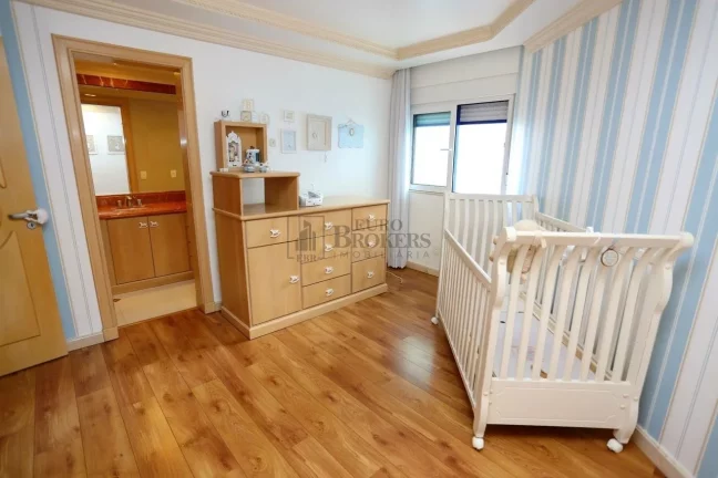 Imagem Apartamento frente mar semi mobiliado em Balneário Camboriú