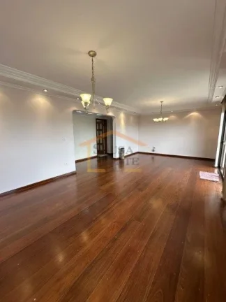 Imagem Apartamento alto padrão, 4 dormitórios, sendo 3 suítes, 1 delas máster com closet e sacada, sala...