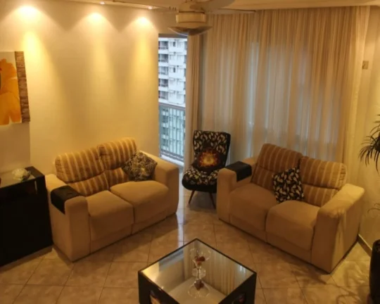 Imagem Imperdível oportunidade de investimento em Guarujá-SP: Apartamento de 3 quartos, 1 suíte, 2 salas, 3 banheiros, 2 vagas de garagem, 111,00 m² na Pitangueiras.