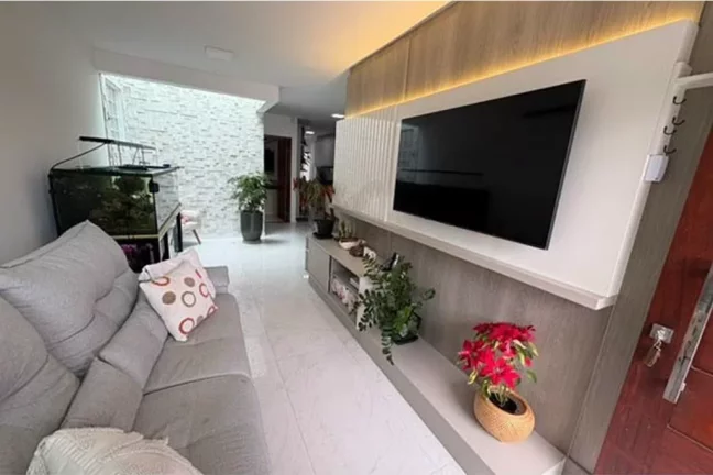 Imagem Casa com 2 Quartos à Venda, 103 m² em São João Do Rio Vermelho - Florianópolis
