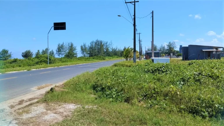 Imagem Terreno à venda na Ilha Comprida/SP
