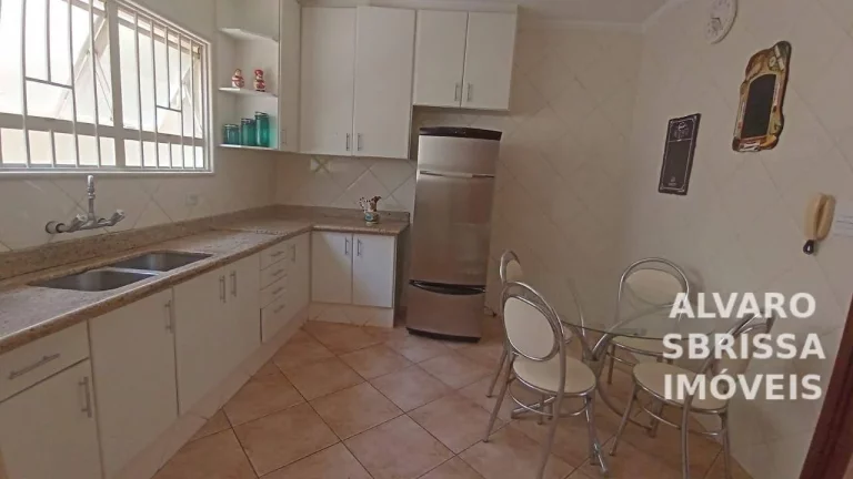 Imagem Excelente Casa térrea -com 3 dormitórios proximó ao centro de Itu