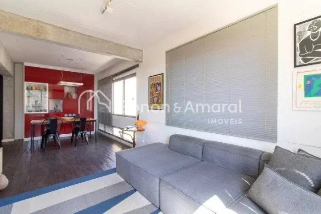 Imagem Apartamento mobiliado, com excelente iluminação natural e em localização privilegiada no Cambuí...