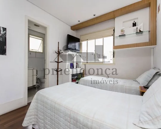 Imagem Apartamento em andar alto com vista espetacular para o Parque da Água Branca.