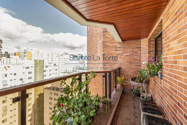 Imagem Apartamento com 217 m², um por andar, 04 suítes, sendo 03 com terraços e a master com closet, hid...