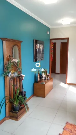 Imagem Casa 4 dormitórios à venda Nossa Senhora de Lourdes Santa Maria/RS