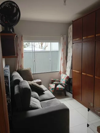 Imagem Casa com 2 dormitórios sendo 1 suíte e 1 vaga de garagem - Bairro Limeira Baixa – Brusque/SC