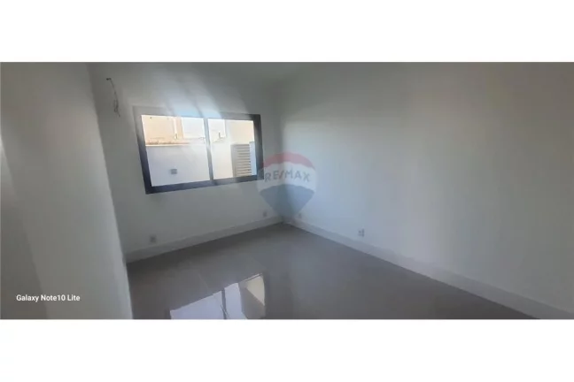 Imagem Maravlhosa Casa no Mais Completo Condomínio de Maricá!!!