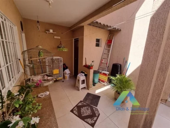 Imagem OPORTUNIDADE Dois Sobrados 160M², 2 vagas ótima localização e valor !!!