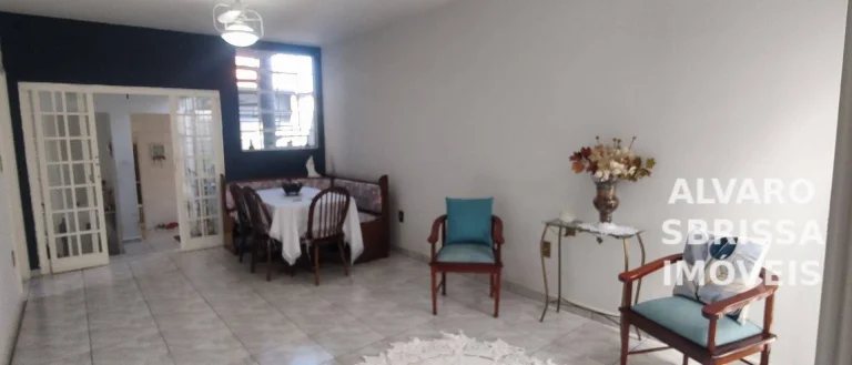 Imagem Casa na região central da cidade de Itu SP - com ponto comercial na esquina. 380m2