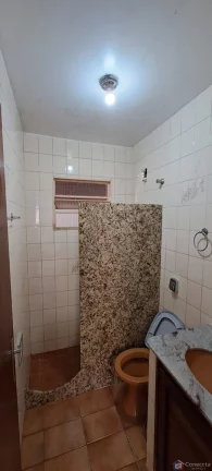 Imagem Casa de Esquina à Venda no Alvorada – Patos de Minas | 3 Quartos e Área para Veículos