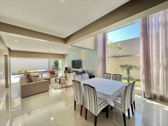 Imagem Casa em Condomínio a Venda no bairro Granja Viana - Cotia, SP