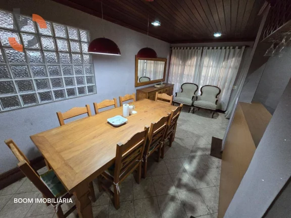 Imagem Casa com 4 dormitórios à venda, 243 m² por R$ 880.000,00 - Caonze - Nova Iguaçu/RJ