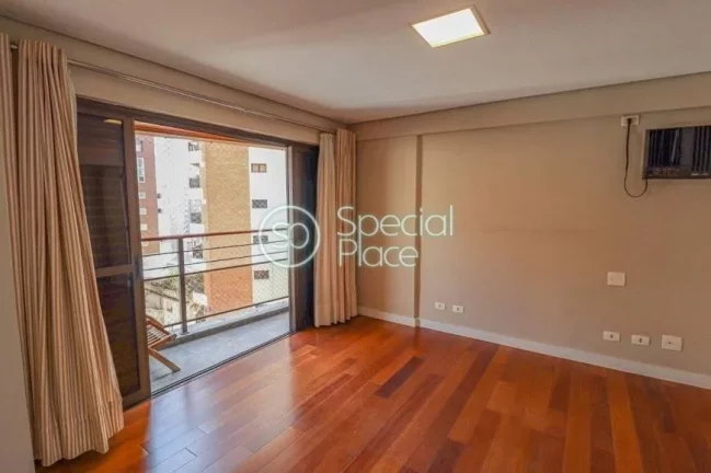 Imagem Excelente apartamento com 187m² no Itaim. 01 apartamento por andar, living amplo com varanda, andar...