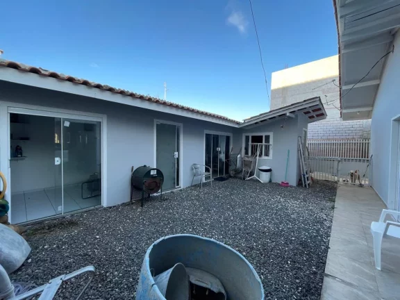 Imagem CASA RESIDENCIAL em BARRA VELHA - SC, Icaraí