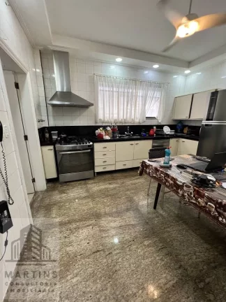 Imagem Alto Padrão com 558 m², Gonzaga/Santos