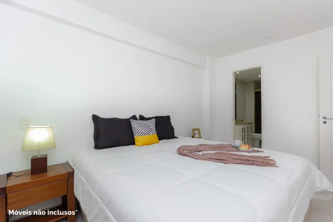 Imagem Apartamento Copacabana - 99M², 2 Dorms, 1 Suíte, 2 Vagas Demarcadas, Varanda, Piscina, Quadra, Salão de Festas e Jogos, Piscina, Academia, Playground.