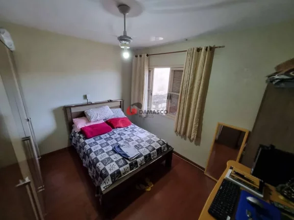 Imagem Sobrado à venda 3 Quartos, 1 Suite, 2 Vagas, Rudge Ramos, São Bernardo do Campo - SP