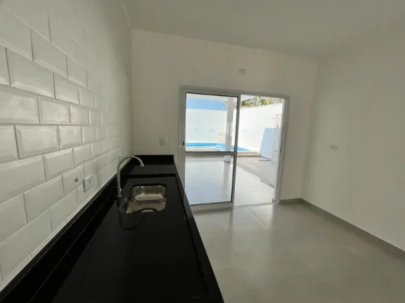 Imagem Casa para Venda em Itanhaém, Santa Júlia, 3 dormitórios, 2 suítes, 2 banheiros, 3 vagas