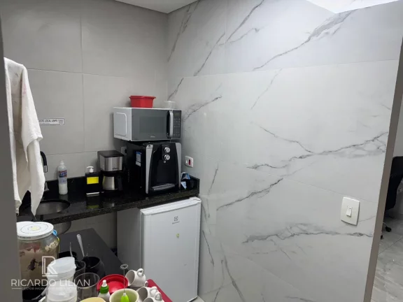 Imagem A VENDA!!! Sala Comercial com 77m@ e uma vaga no centro de Guarulhos