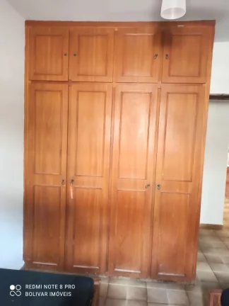 Imagem Casa com 3 dormitórios para alugar, 130 m² por R$ 2.500,00/mês - Setor Central - Itumbiara/GO