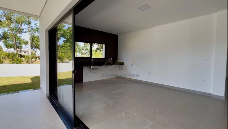 Imagem Casa com 3 dormitórios à venda, 286 m² por R$ 1.650.000,00 - Torninos - Cesário Lange/SP