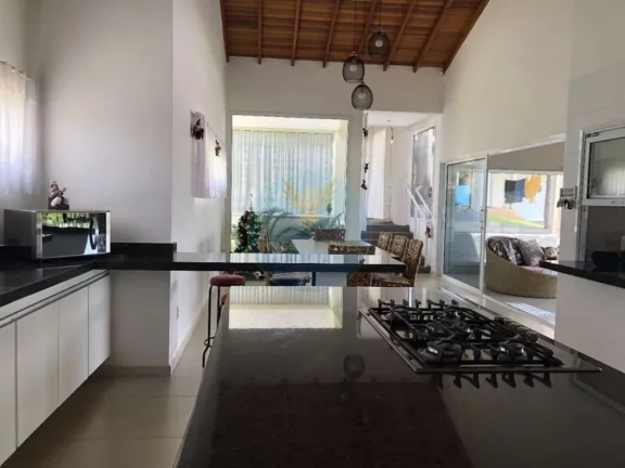 Imagem Casa em Condomínio a Venda no bairro Tanque - Atibaia, SP