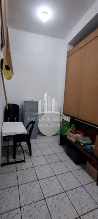Imagem Sobrado 262m² com Salão Comercial Grande, uma casa com 6 Cômodos e outra com 2 Cômodos, 2 Vagas no Jardim São Gabriel, Mauá-SP
