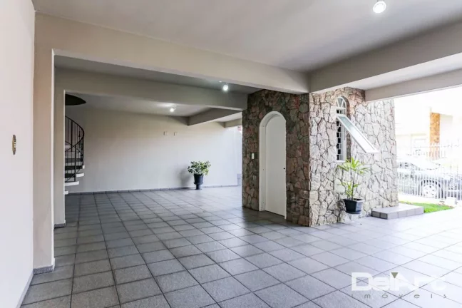 Imagem CASA DE 02 PAVIMENTOS - ÁREA DE 257,70m2 - CENTRO - RIO NEGRO/PR