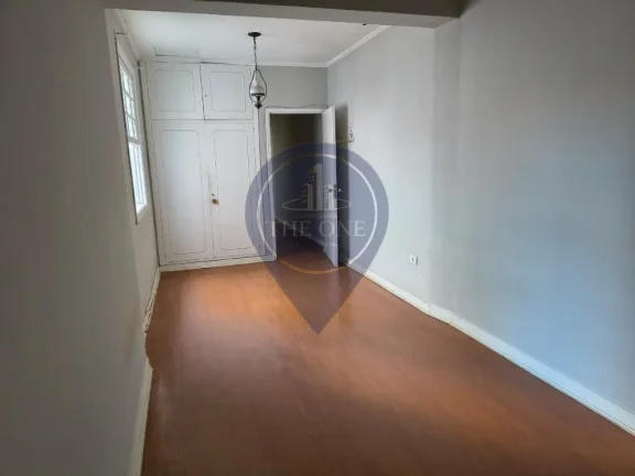 Imagem Imperdível oportunidade! Casa à venda em São Paulo-SP, Aclimação com 3 quartos, 1 suíte, 2 salas, 3 banheiros, 1 vaga, 138m².