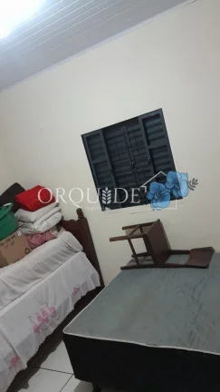 Imagem Chácara à venda: 2 quartos, 1 sala, 1 banheiro e 2.000m² de área em Rio Verde-GO!
