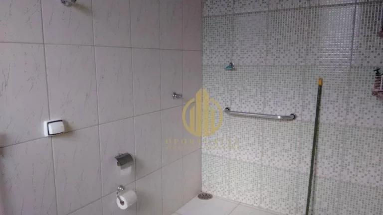 Imagem Casa com 3 suítes no Parque dos Lagos, Ribeirão Preto.