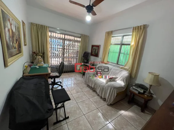 Imagem Casa com 8 dormitórios à venda, 220 m² por R$ 1.200.000,00 - Centro - Cabo Frio/RJ