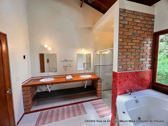 Imagem Casa em meio a muito verde com 671 m² Granja Viana - Cotia
