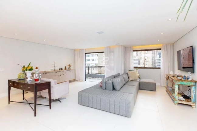 Imagem Apartamento com 4 dormitórios à venda, 197 m² - Itaim Bibi - São Paulo/SP