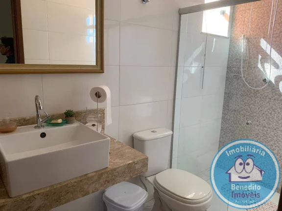 Imagem VENDO EXCELENTE CASA COM 04 DORMITÓRIOS EM PORTO SEGURO