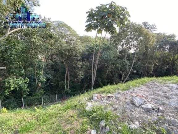 Imagem TERRENO COM 658m², COM PROJETO.
- Lote em condomínio, com portaria 24h.
- O "cantinho" mais especi...