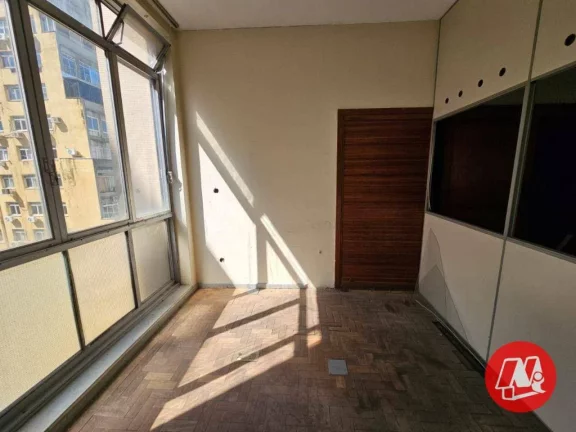 Imagem Aluga-se e Vende-se Andar Corporativo de 607m² no Centro Histórico