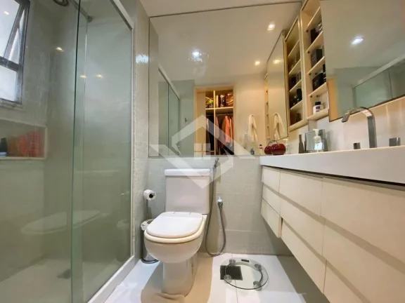 Imagem Apartamento de 3 Quartos para Venda no Cidade Jardim com 115 m²