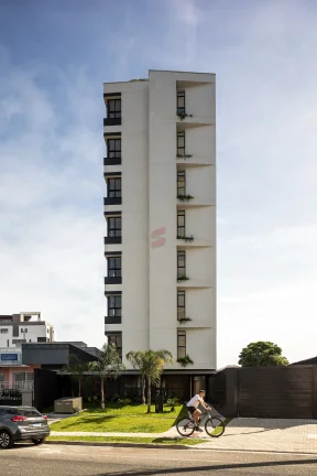 Imagem APARTAMENTO com 2 dormitórios à venda com 180.36m² por R$ 900.000,00 no bairro Centro - PINHAIS / PR