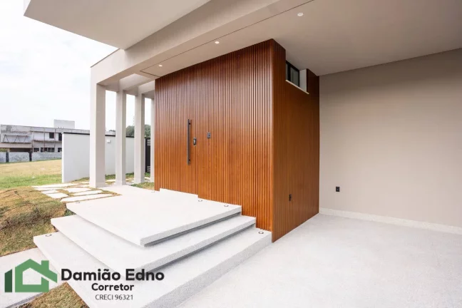 Imagem Casa com 4 suítes ,1 maste 348,10 m² R$ 3.180,000 - Condomínio Alphaville